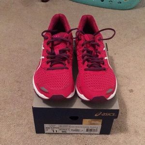 EUC Asics GT-3000